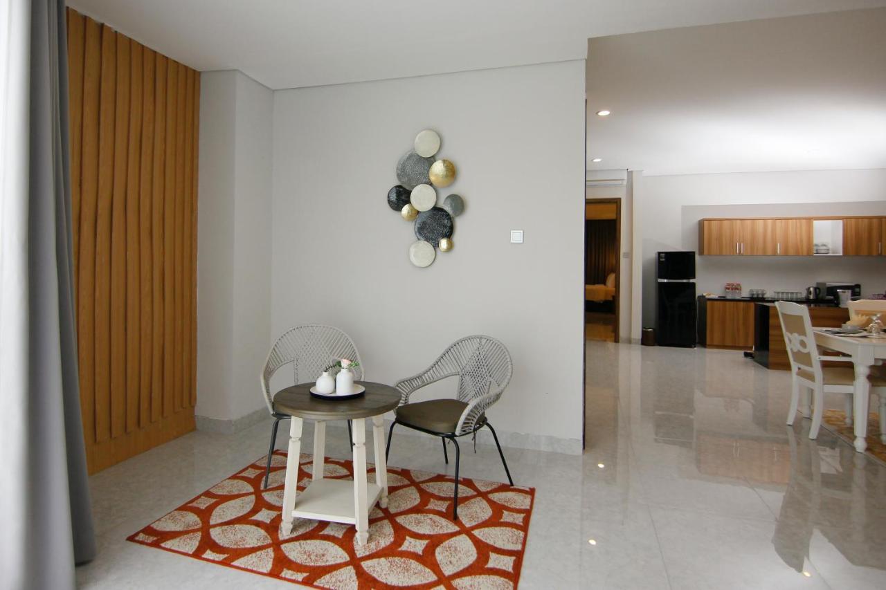 Raja Hotel Kuta Mandalika Resort & Convention 外观 照片
