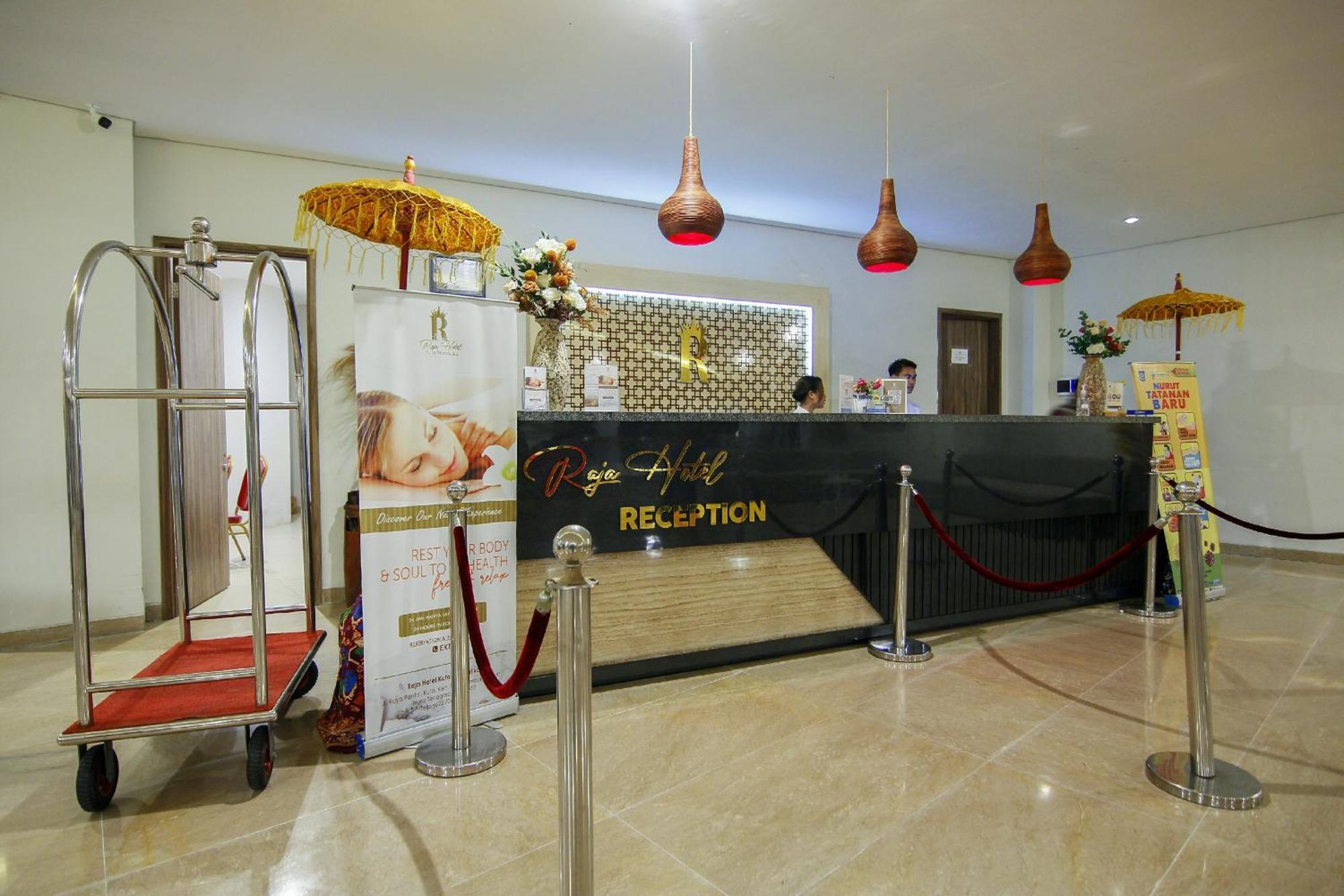 Raja Hotel Kuta Mandalika Resort & Convention 外观 照片